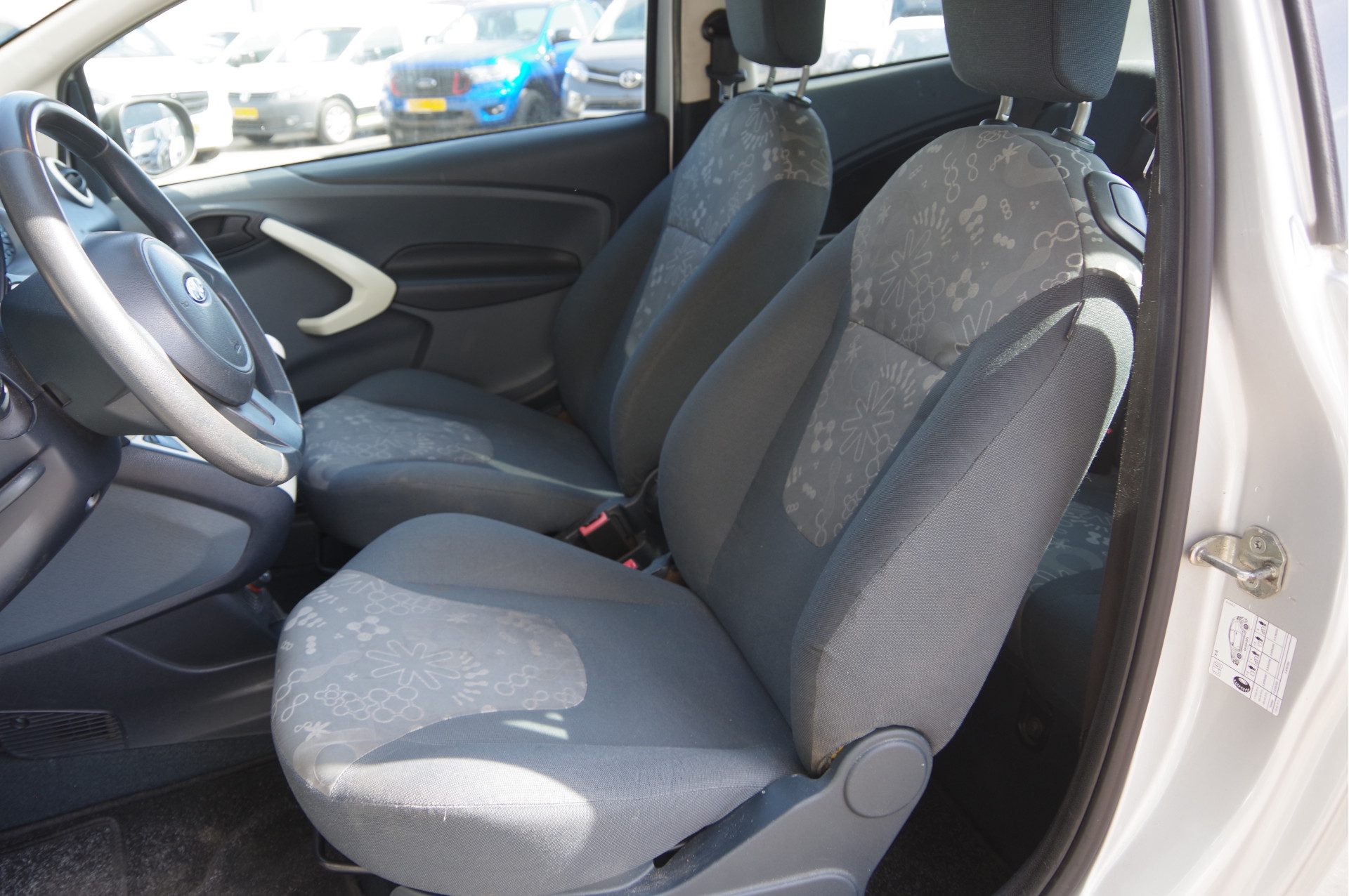 Ford Ka - Afbeelding 4