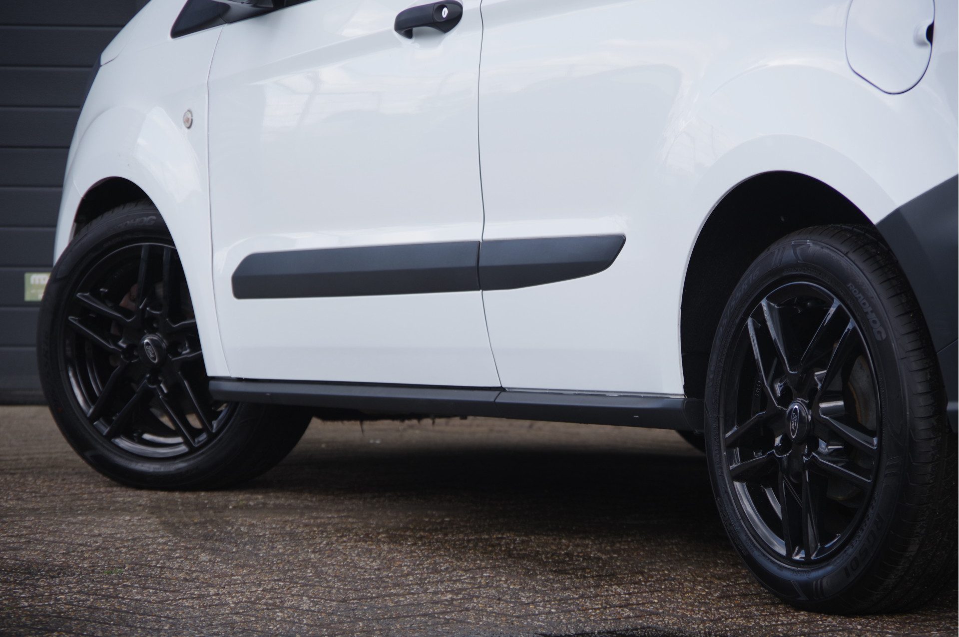 Ford Transit Courier - Afbeelding 30