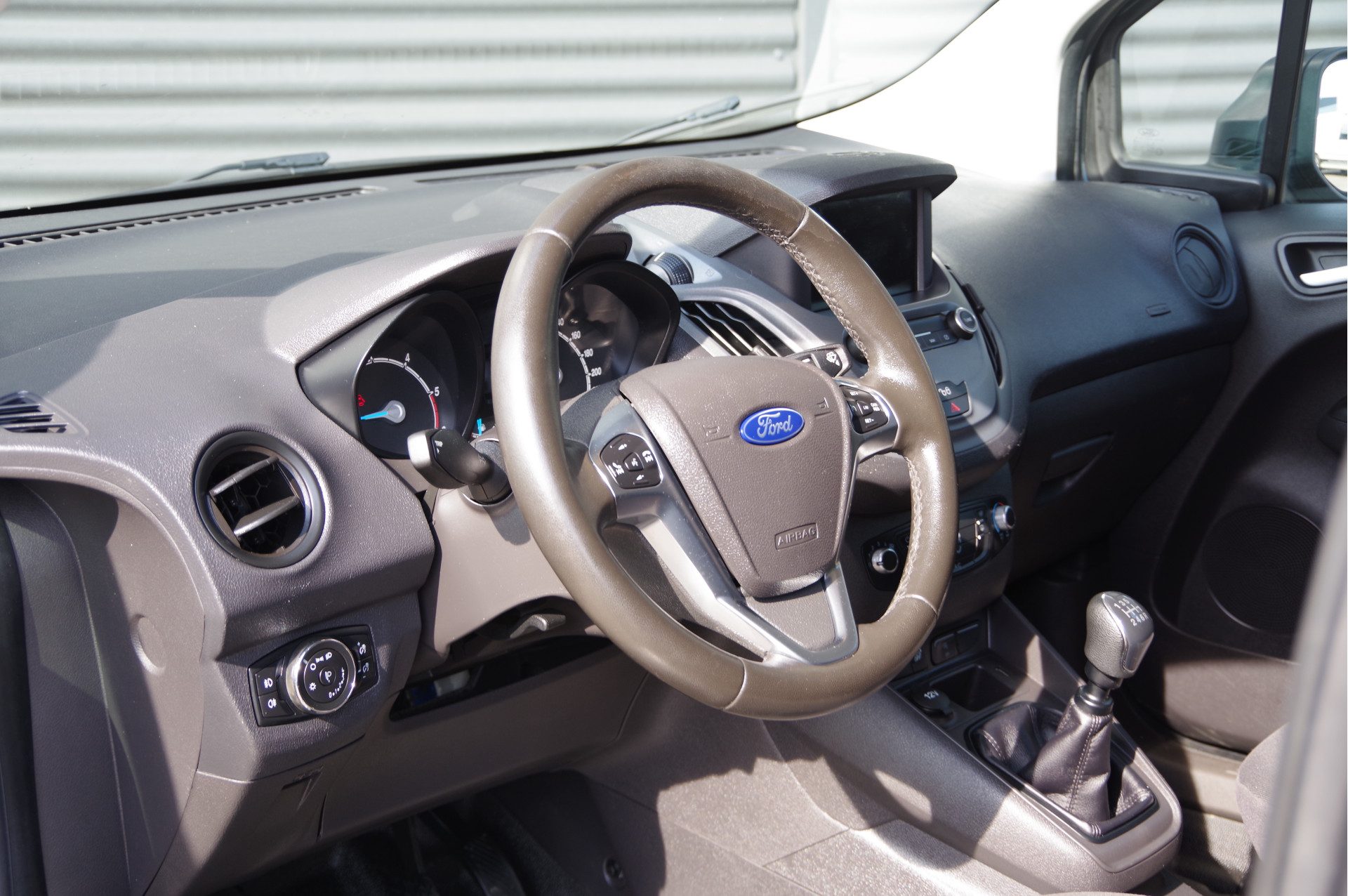 Ford Transit Courier - Afbeelding 3