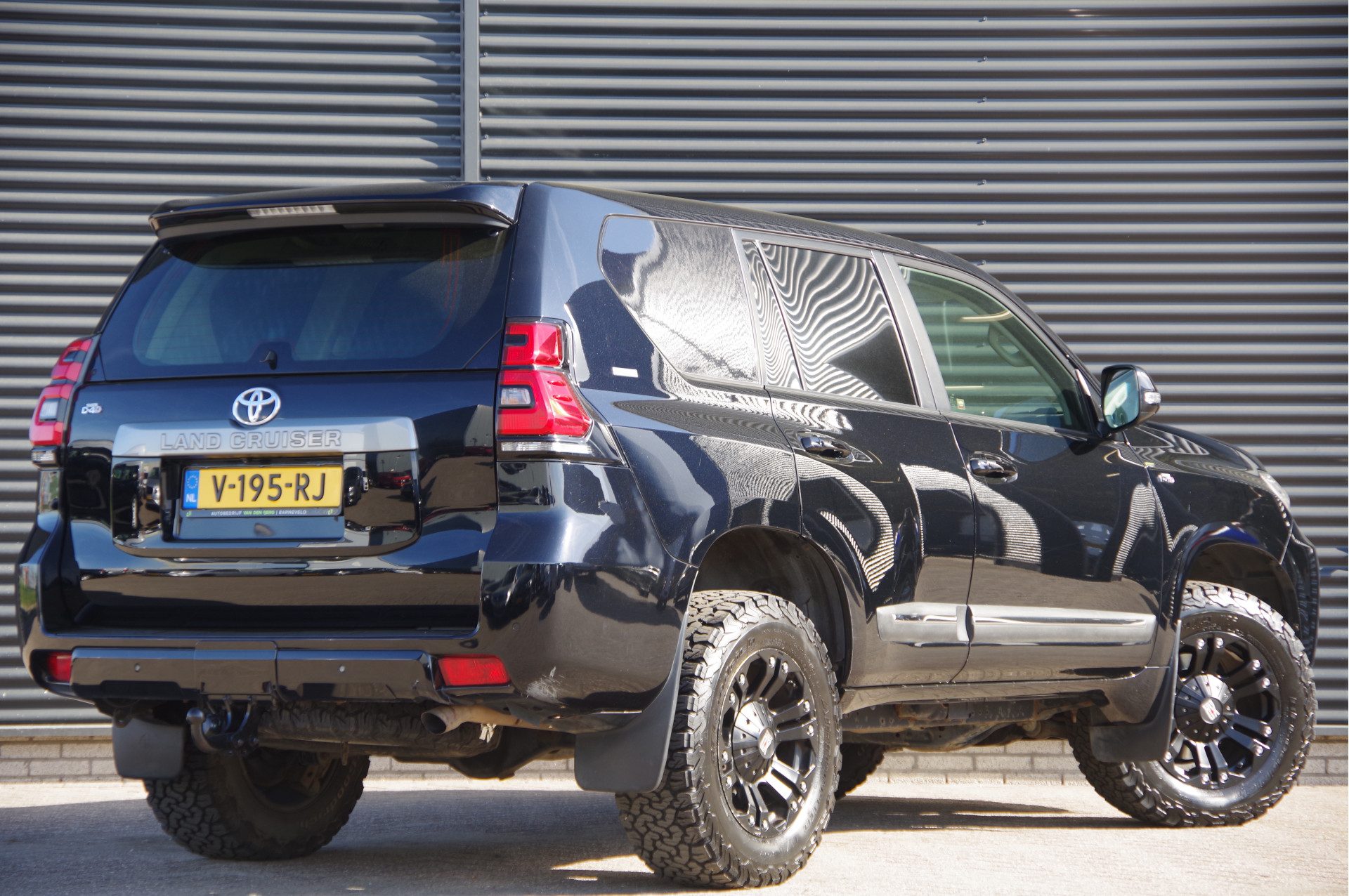 Toyota Land Cruiser - Afbeelding 2