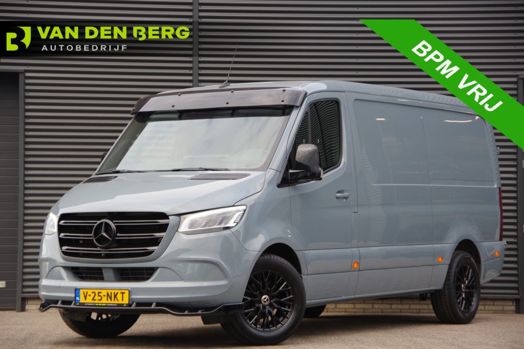 Mercedes-Benz Sprinter - 319 3.0 CDI V6 L2H1 AUT. LED, TREKHAAK, 360 CAMERA, ADAPT. CRUISE, MBUX 10'', STOELVERWARMING, STANDKACHEL, NAVI, CLIMA, PARKEER