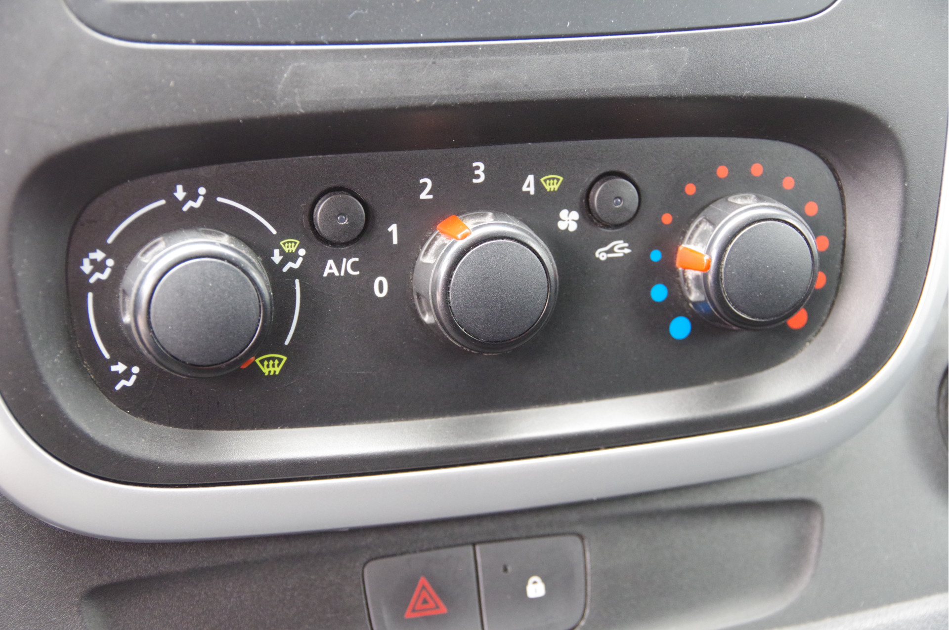 Renault Trafic - Afbeelding 13
