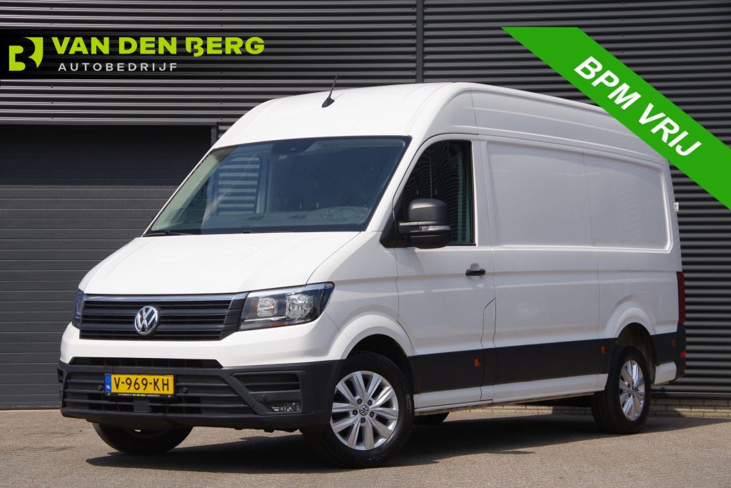 Volkswagen Crafter - 35 2.0 TDI 140PK L3H3 (L2H2) EURO 6! 3-ZITS TREKHAAK 3T, NAVI, CAMERA, PDC, DAB, CRUISE, VOORRUITVERWARMING