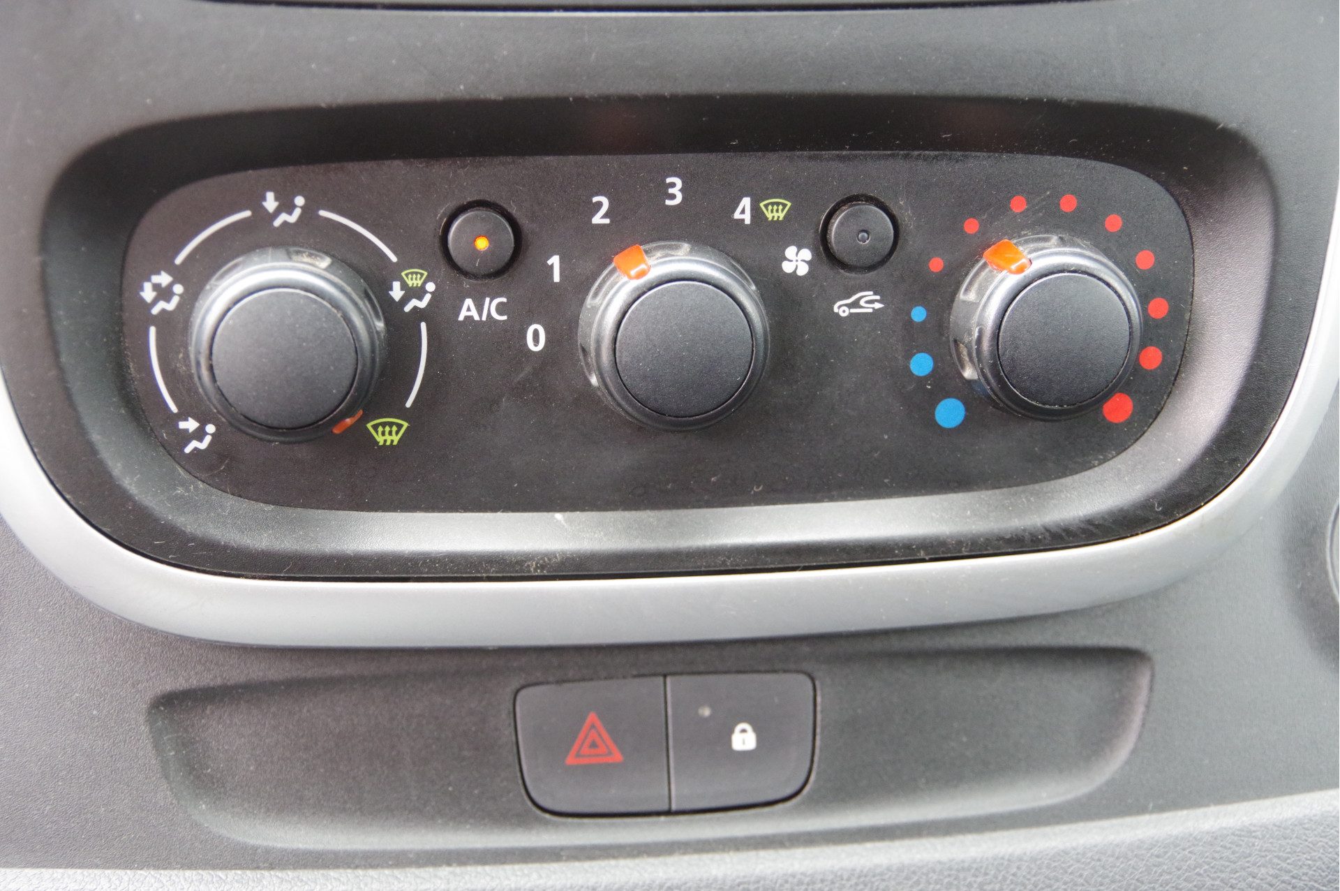 Renault Trafic - Afbeelding 11